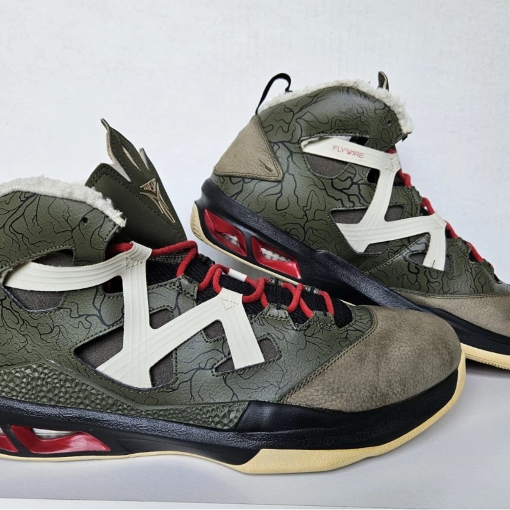 Nike Jordan Melo M9 Green Fur Line size 9.5